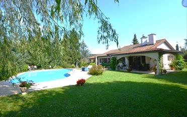 Villa 8 pièces - image - 28