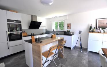 Villa 6.5 pièces - image - 3