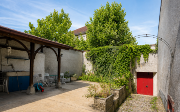 Immeuble résidentiel 20 pièces - image - 23