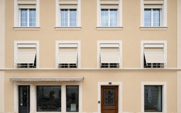 Immeuble résidentiel 20 pièces - image - 28