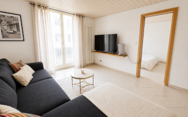 Apartment 4 rooms - image - 3