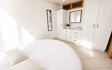 Apartment 4 rooms - image - 8