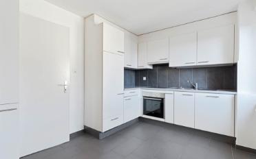 Apartment 4 rooms - image - 1