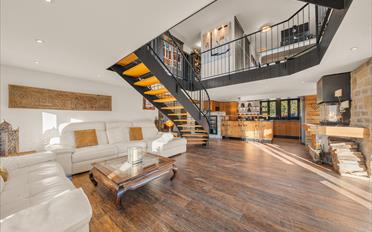 Reihenfamilienhaus 6.5 Zimmer - image - 1