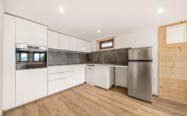 Residential building 10 rooms - image - 6