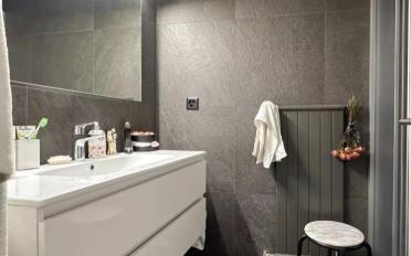 Apartment 8.5 rooms - image - 8