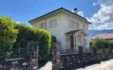 Single house 12 rooms - image - 1