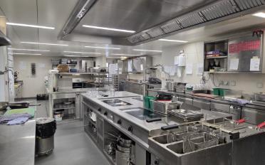 Restaurant 10 pièces - image - 13