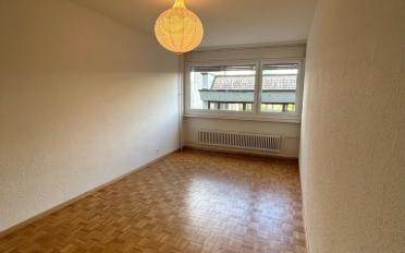 Apartment 4 rooms - image - 9