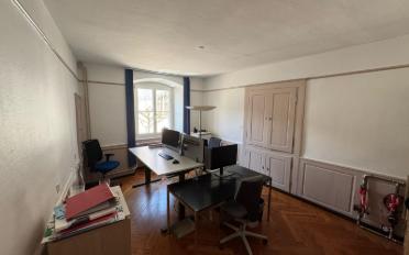 Bureau - image - 7