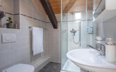 Attic flat - image - 9