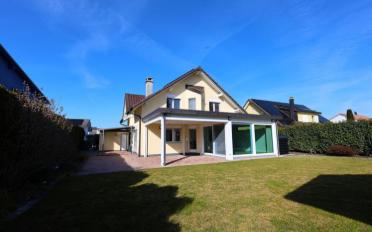 Einfamilienhaus 6.5 Zimmer - image - 1