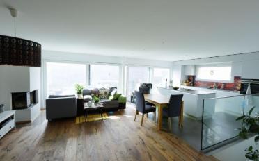 Attic flat 3.5 rooms - image - 1