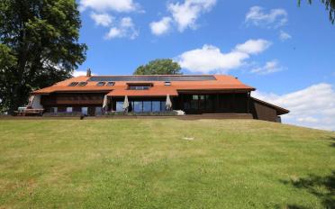 Villa 9 pièces - image - 1