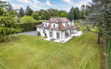 Maison 7 pièces - image - 1