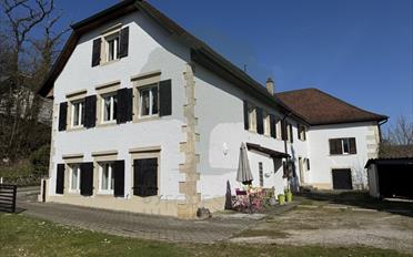 Residential building - image - 2