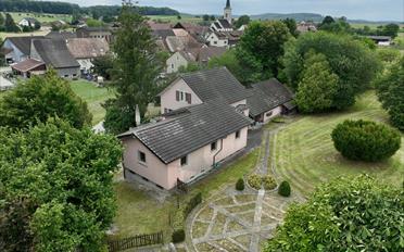Einfamilienhaus 6.5 Zimmer - image - 3