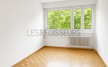 Apartment 4 rooms - image - 5