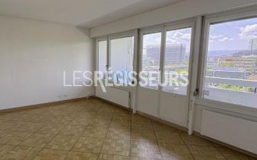 Apartment 4 rooms - image - 9