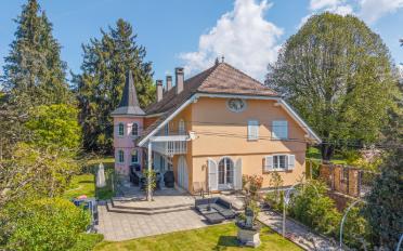 Einfamilienhaus 8.5 Zimmer - image - 2