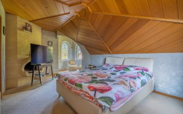 Einfamilienhaus 8.5 Zimmer - image - 11