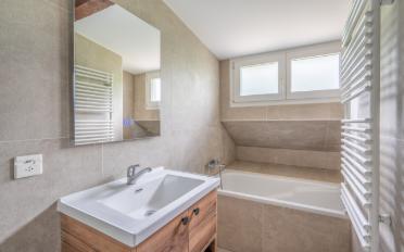 Einfamilienhaus 6.5 Zimmer - image - 2