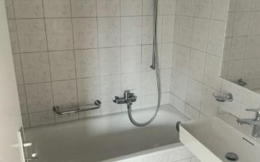 Apartment 4 rooms - image - 7