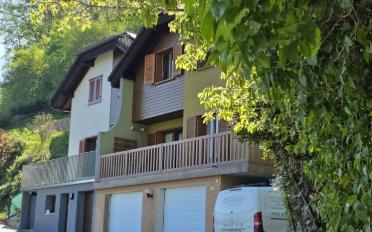 Bifamiliar house - image - 3