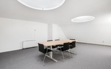 Office - image - 6