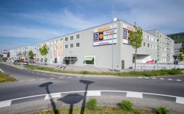 Commercial - image - 5