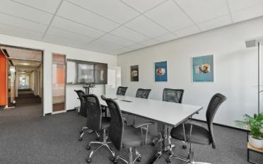 Office - image - 6