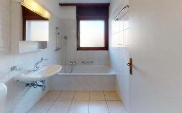 Apartment 4 rooms - image - 7
