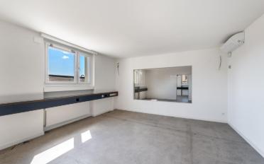 Office - image - 6