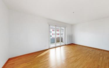 Apartment 4 rooms - image - 3