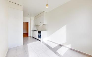 Apartment 4 rooms - image - 6