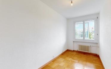 Apartment 4 rooms - image - 7