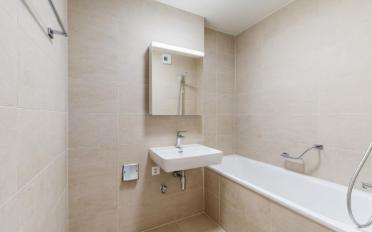 Apartment 4 rooms - image - 9