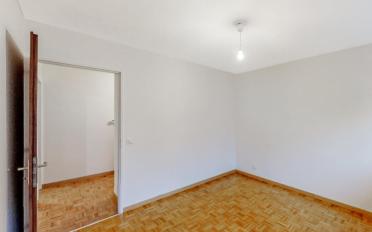Apartment 5 rooms - image - 11