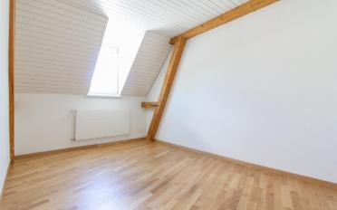 Apartment 4 rooms - image - 9