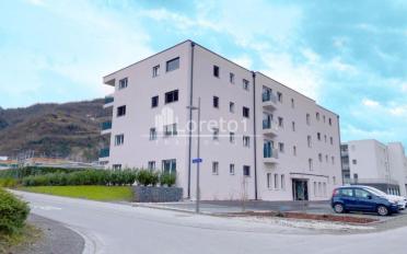 offener Parkplatz - image - 3