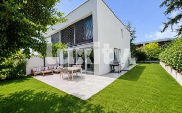 Maison 7 pièces - image - 1