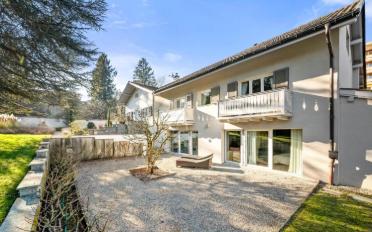 Maison 9 pièces - image - 1