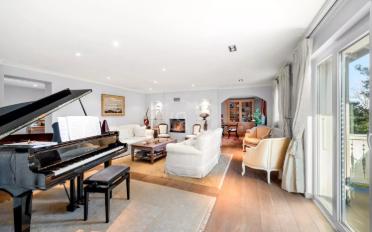 Maison 9 pièces - image - 4