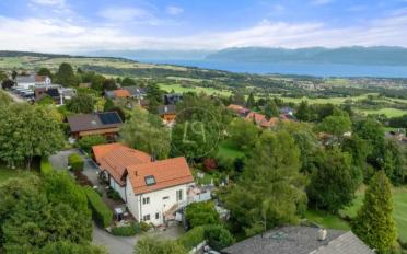 Einfamilienhaus 10 Zimmer - image - 1