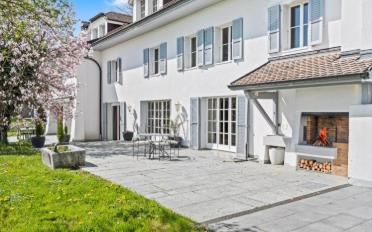 Maison 14 pièces - image - 2