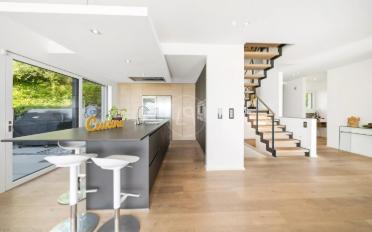 Einfamilienhaus 7.5 Zimmer - image - 3