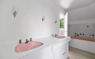Single house 8 rooms - image - 12