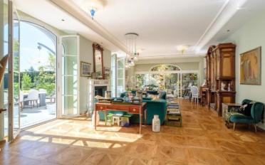 Single house 20 rooms - image - 8