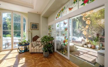 Single house 20 rooms - image - 10