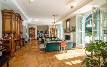 Single house 20 rooms - image - 12